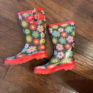 Size 9 Western Chief floral rain boots